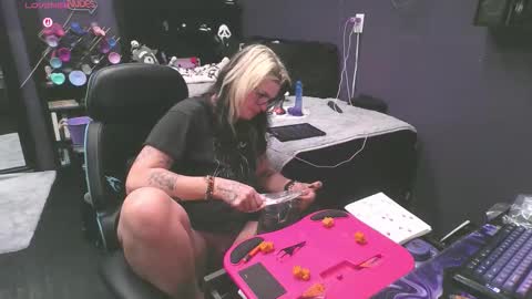 Oddy With A Body online show from 03/06/26, 07:16