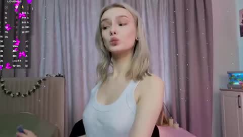 Snapshot of odeliagrace chatting on 04/25/26, 04:59 Agata online show from 04/25/26, 04:59