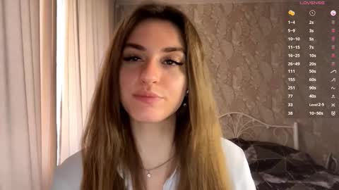 Snapshot of odelinabain chatting on 10/09/25, 09:07 Mia online show from 10/09/25, 09:07