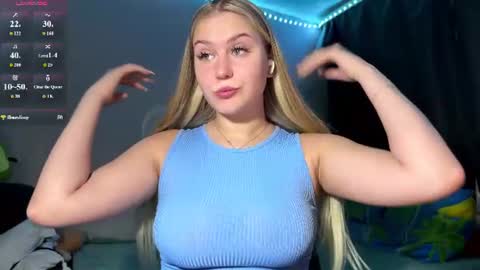 Lili online show from 06/19/26, 02:32