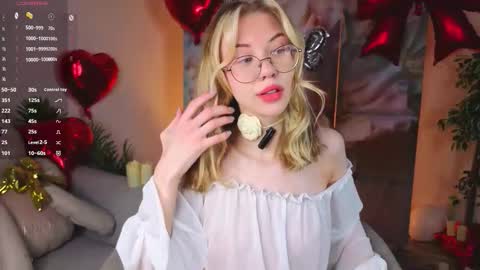 Lynna online show from 02/14/26, 01:19