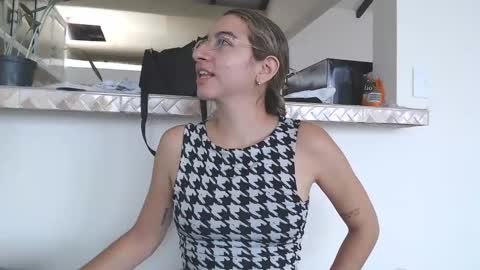 Val online show from 01/23/25, 03:22