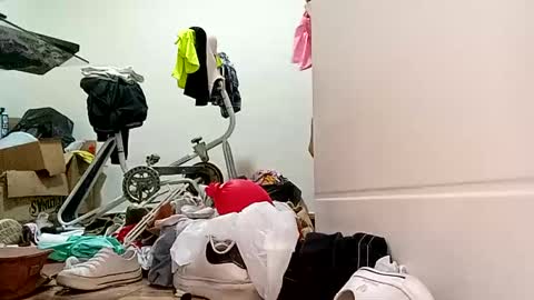 Val online show from 02/18/25, 04:05