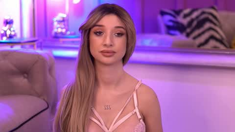 Odette online show from 09/20/25, 04:24