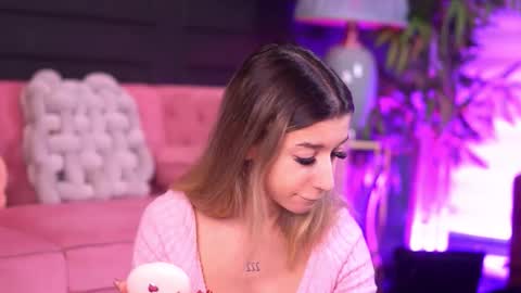 Odette online show from 02/11/26, 06:29