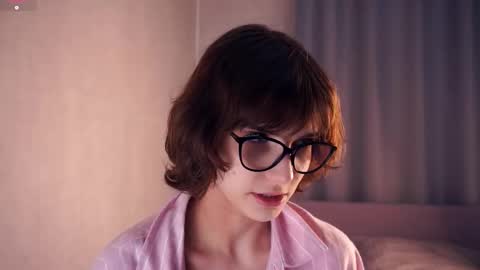 Thea online show from 11/28/25, 07:38