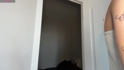 Thea online show from 03/15/26, 04:29