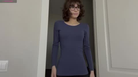 Thea online show from 03/27/26, 04:51