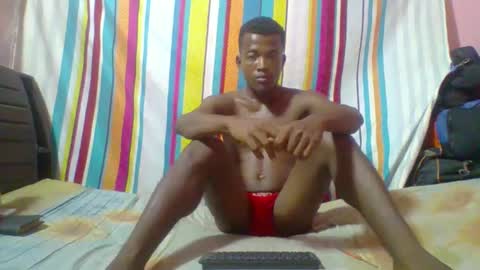 Snapshot of odon023 chatting on 12/15/24, 01:32 odon023 online show from 12/15/24, 01:32