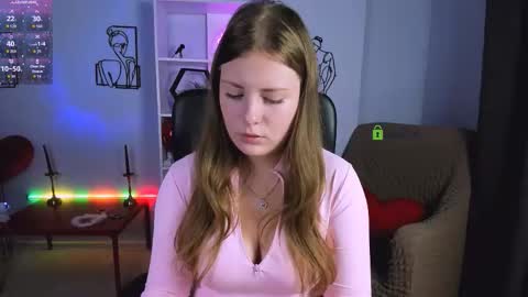 Snapshot of odri_sweet chatting on 10/02/25, 08:10 odri_sweet online show from 10/02/25, 08:10