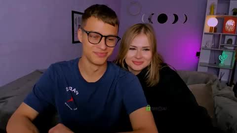 Snapshot of odri_sweet chatting on 10/11/25, 07:01 odri_sweet online show from 10/11/25, 07:01