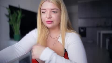 Snapshot of odriolsen chatting on 09/26/25, 07:23 Odri online show from 09/26/25, 07:23