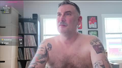 Snapshot of office_dad chatting on 05/01/26, 06:12 Office Dad online show from 05/01/26, 06:12