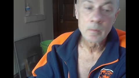 Snapshot of office_slr chatting on 04/26/26, 12:58 Officer online show from 04/26/26, 12:58