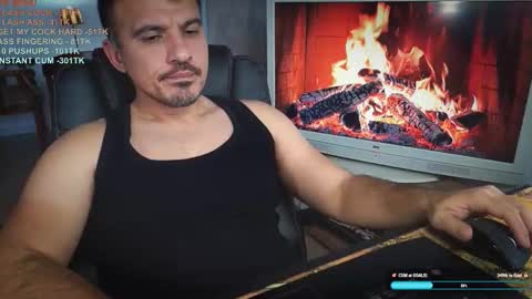 officeman7 online show from 12/17/25, 12:44