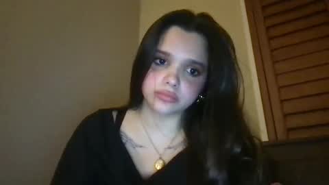 Snapshot of officialbambibreeze chatting on 02/09/25, 02:49 Bambi online show from 02/09/25, 02:49