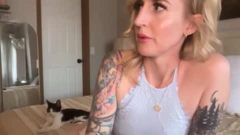 Tams online show from 11/21/25, 04:27