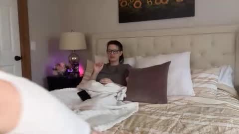 Tams online show from 11/24/25, 05:12