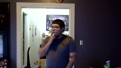 Snapshot of oflores77 chatting on 05/30/26, 12:35 oscar flores online show from 05/30/26, 12:35