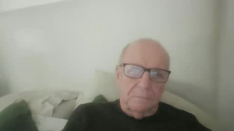 Snapshot of oggi95 chatting on 03/25/26, 12:55 oggi95 online show from 03/25/26, 12:55