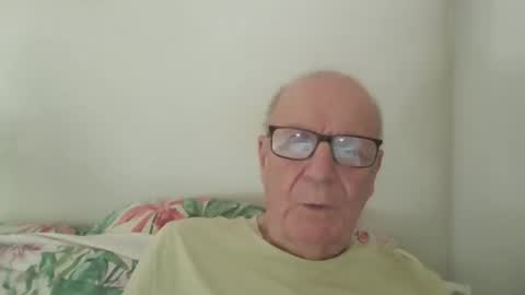 Snapshot of oggi95 chatting on 05/20/26, 01:50 oggi95 online show from 05/20/26, 01:50