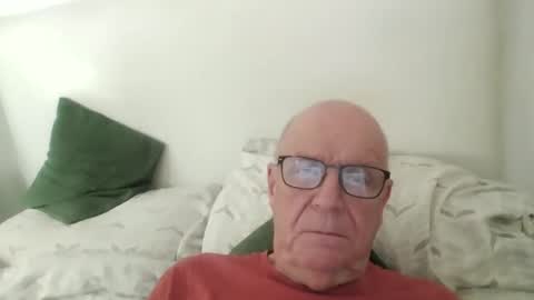 Snapshot of oggi95 chatting on 06/08/26, 02:28 oggi95 online show from 06/08/26, 02:28