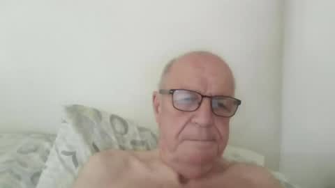 Snapshot of oggi95 chatting on 06/28/26, 08:42 oggi95 online show from 06/28/26, 08:42