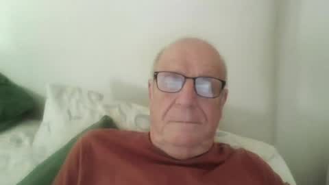 Snapshot of oggi95 chatting on 06/29/26, 02:06 oggi95 online show from 06/29/26, 02:06