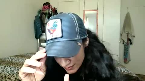 Snapshot of oglitcouple chatting on 02/10/25, 05:09 Lit en Cama online show from 02/10/25, 05:09