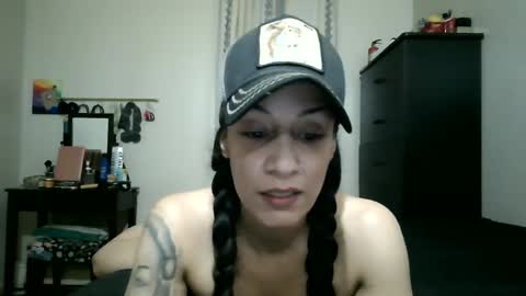 Snapshot of oglitcouple chatting on 09/17/25, 11:06 Lit en Cama online show from 09/17/25, 11:06