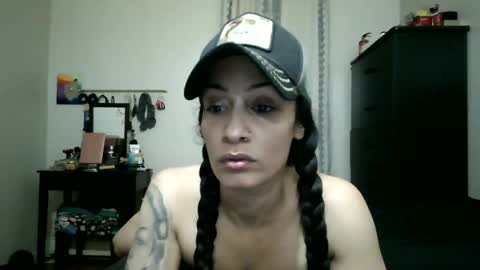 Snapshot of oglitcouple chatting on 10/06/25, 03:59 Lit en Cama online show from 10/06/25, 03:59