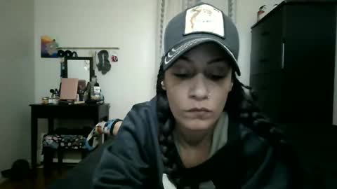 Snapshot of oglitcouple chatting on 10/16/25, 02:01 Lit en Cama online show from 10/16/25, 02:01
