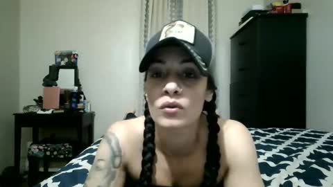 Snapshot of oglitcouple chatting on 12/21/25, 06:42 Lit en Cama online show from 12/21/25, 06:42