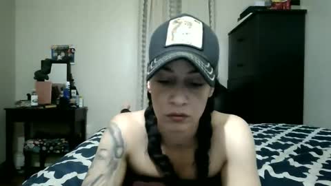 Snapshot of oglitcouple chatting on 01/09/26, 05:43 Lit en Cama online show from 01/09/26, 05:43