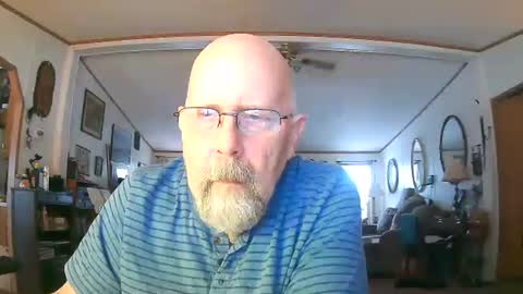 Maximus No Mo online show from 12/18/25, 05:30