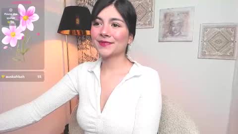 Snapshot of oh__holly chatting on 10/04/25, 02:31 Holly online show from 10/04/25, 02:31