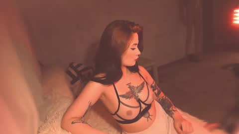 your dear Lilith Chapman online show from 03/08/25, 12:44