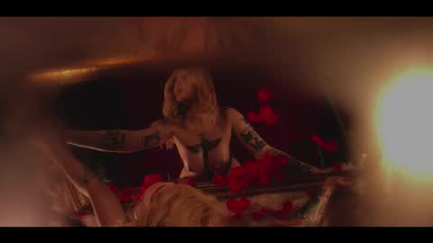 your dear Lilith Chapman online show from 10/17/25, 03:53