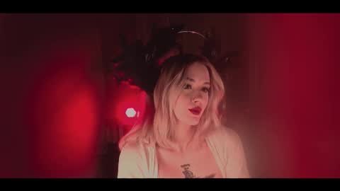 your dear Lilith Chapman online show from 11/04/25, 05:34