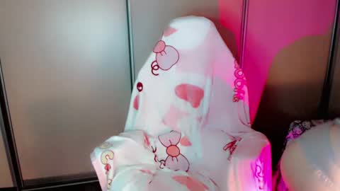 Milly online show from 06/11/26, 12:43