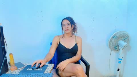 Snapshot of oh_tique chatting on 03/28/26, 03:44 LU online show from 03/28/26, 03:44