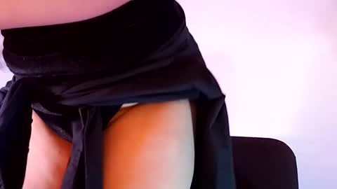 Snapshot of oh_xxxlt4 chatting on 01/28/25, 02:21 Oh xxxLt4 online show from 01/28/25, 02:21