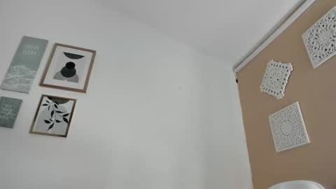 ohanna_ online show from 03/05/25, 07:49