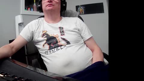 Snapshot of ohbitt chatting on 11/29/25, 06:16 ohbitt online show from 11/29/25, 06:16