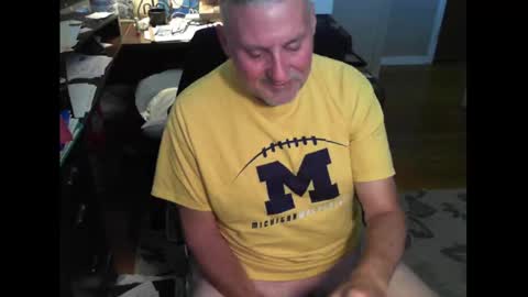 Snapshot of ohfukitsbob chatting on 09/12/25, 04:51 ohfukitsbob online show from 09/12/25, 04:51