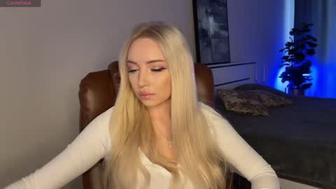 Emma online show from 05/06/26, 02:19