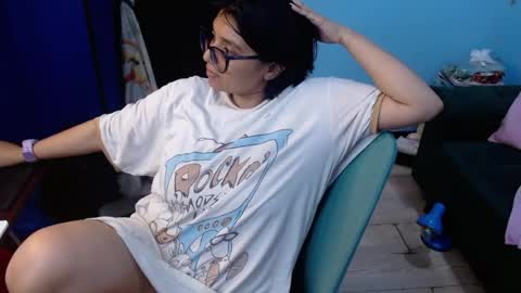 ohmysqueak online show from 07/17/26, 12:28