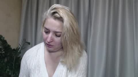 Iren online show from 10/10/25, 07:51