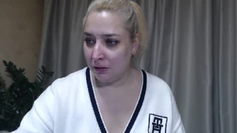 Iren online show from 11/22/25, 08:46