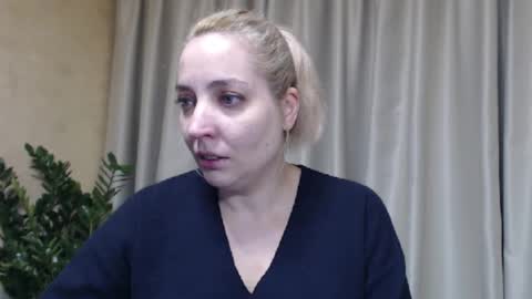 Mari online show from 11/09/25, 09:18